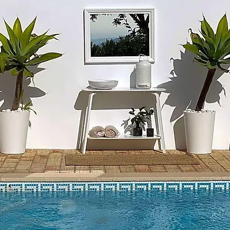 Algarve Comfortable ホテル ローレ